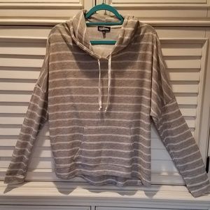 Gray & White Sweatshirt